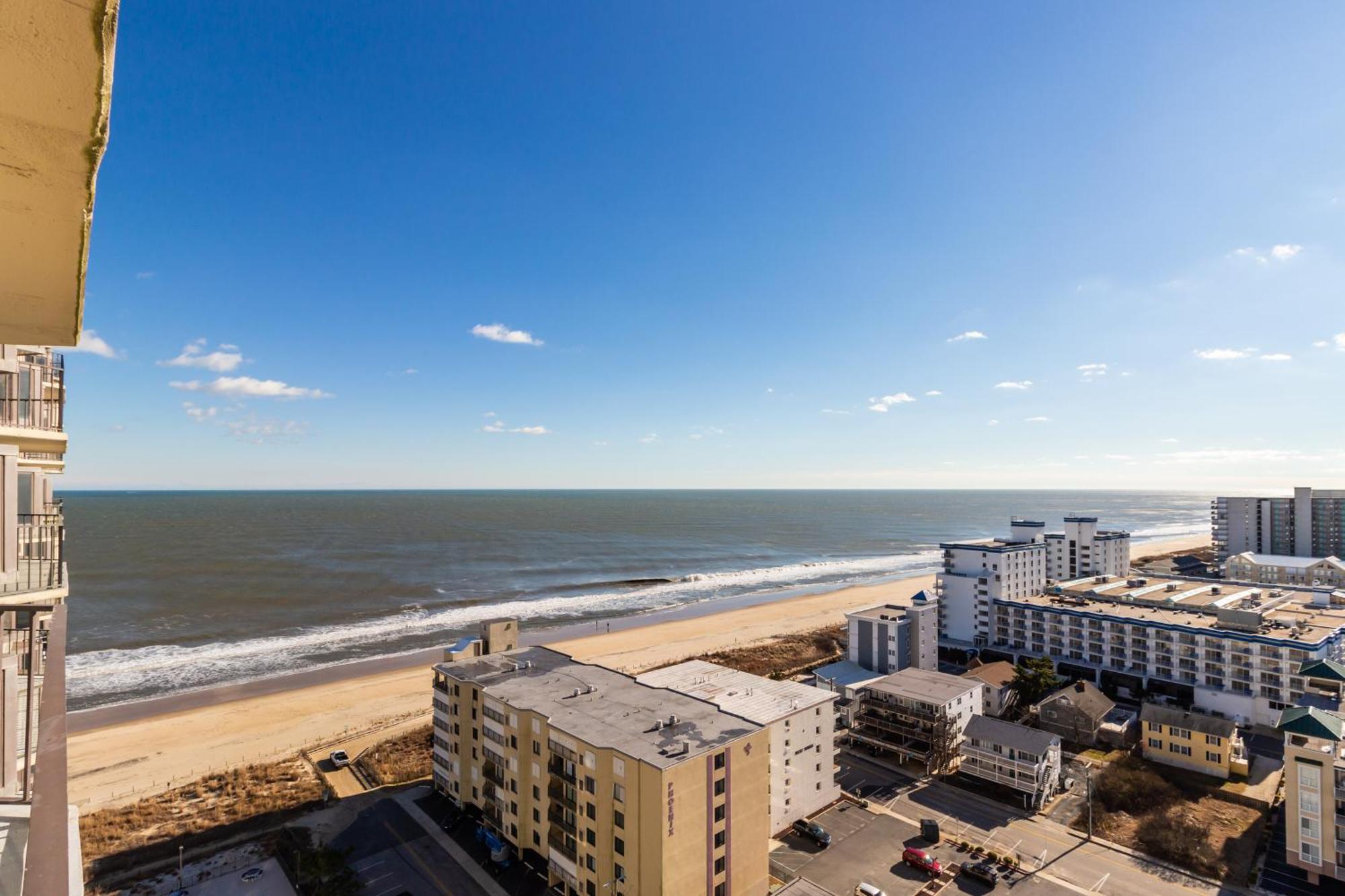 9400 Apartment *
